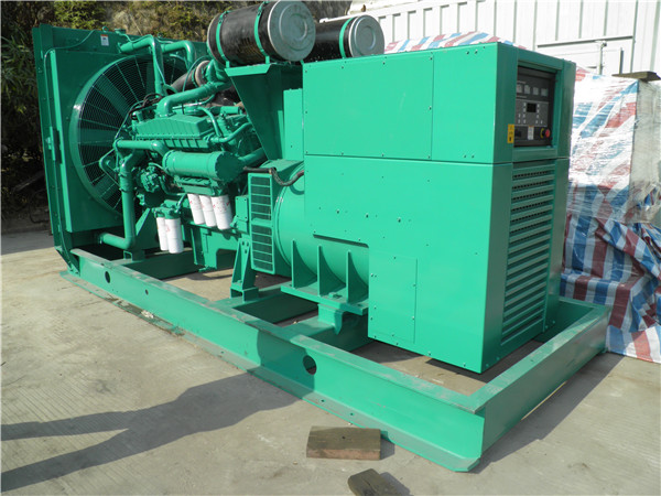 垦利发电车出租-柴油发电机组在使用的过程中应该做好哪些防护工作