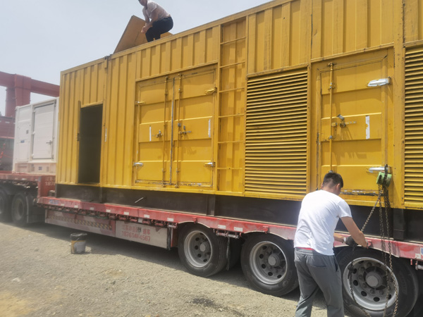 垦利除了负载情况和发动机维护，还有哪些因素会影响 200kw 柴油发电机的油耗？