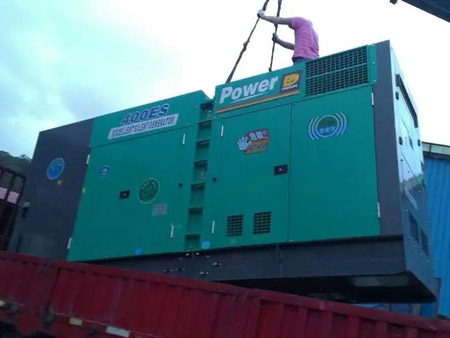 垦利柴油发电机组转速不稳定时，如何对发动机进行维护？