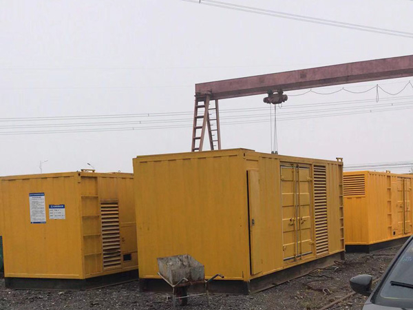 垦利100kw柴油发电机组每小时油耗？