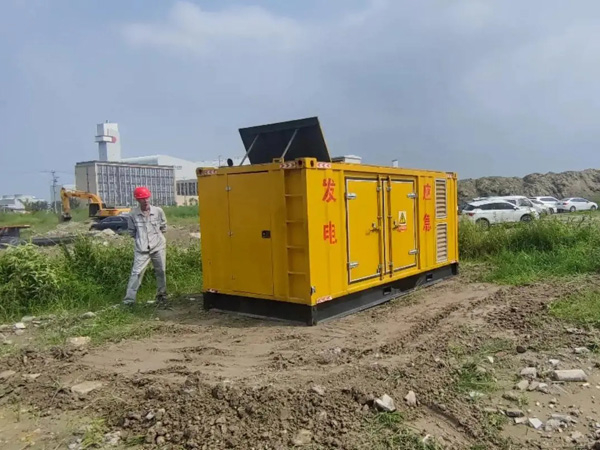 垦利200KW柴油发电机机组每小时的油耗量受哪些因素影响？