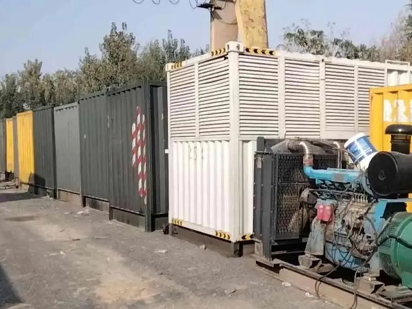 垦利200KW柴油发电机机组每小时油耗是多少？