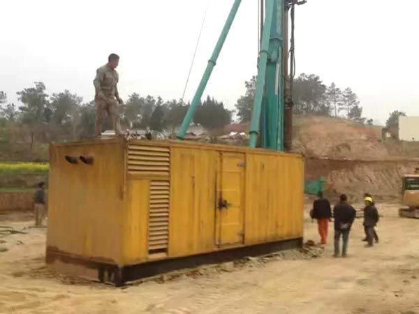 垦利如何判断水冷式机油散热器密封件是否需要更换？